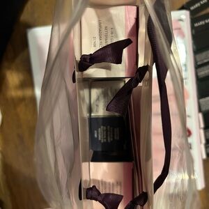 Luxury Makeup Set with Pink and Navy Hues